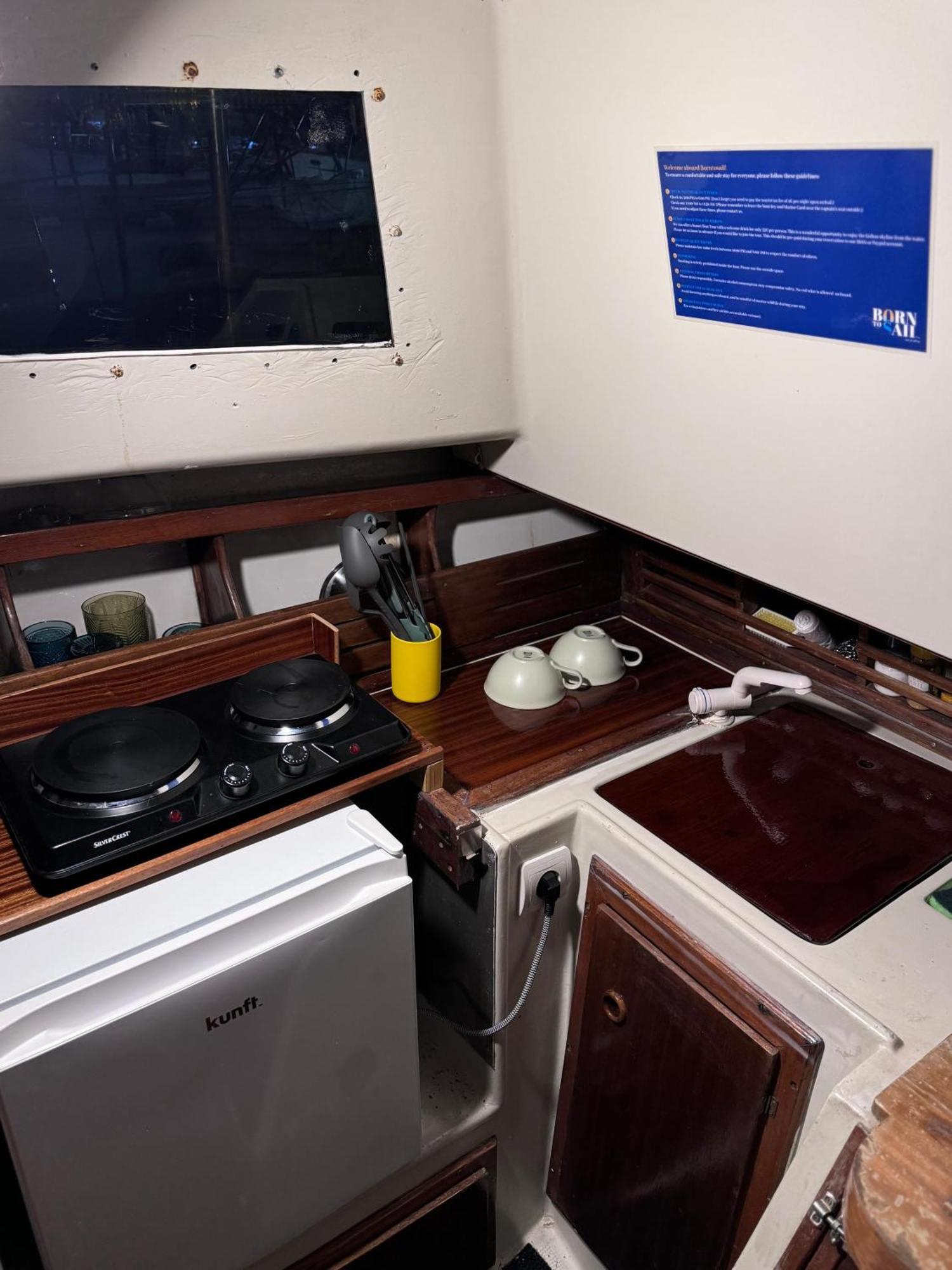 Lisbon Cosy Boat Hotell Exteriör bild